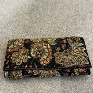 Womens Black Gold Brown Beaded Floral Clutch Party Wedding Event Cocktail Wallet